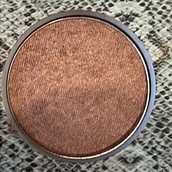 Mally Beauty brightening eyeshadow duo palette - Picture 7 of 8